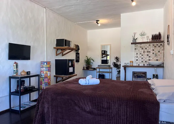 Espaco Com Studios Rusticos Na Lagoa Da Conceicao, Ar Condicionado E Wifi