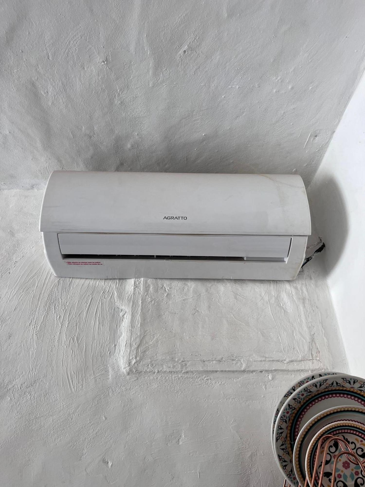 Espaco Com Rusticos Na Lagoa Da Conceicao, Ar Condicionado E Wifi Apartment