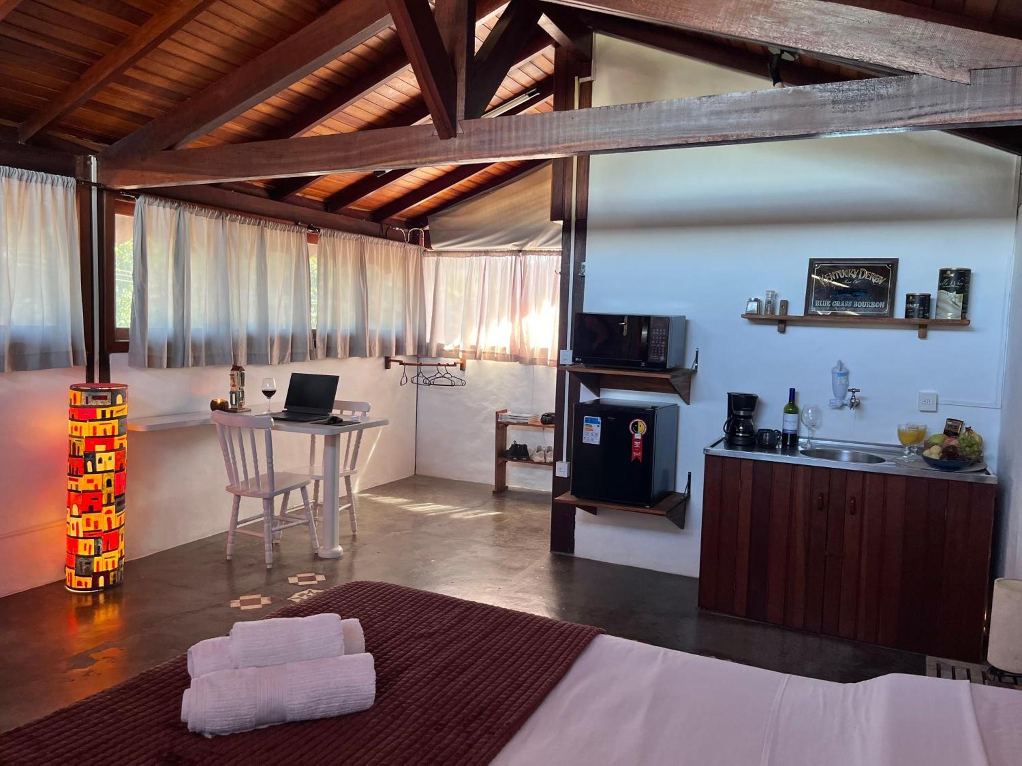 Espaco Com Rusticos Na Lagoa Da Conceicao, Ar Condicionado E Wifi Florianopolis